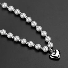 Load image into Gallery viewer, Stainless Steel Chain Splicing Pearls Love Minimalism Necklace