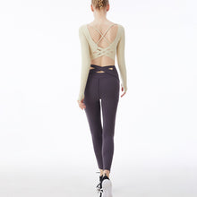 Load image into Gallery viewer, TikTok Autumn and winter new fitness yoga wear women quick dry naked high elastic sportswear breathable long sleeve yoga suit