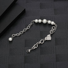 Load image into Gallery viewer, Stainless Steel INS Style Reflective Pearl Heart Splicing Trend Bracelet