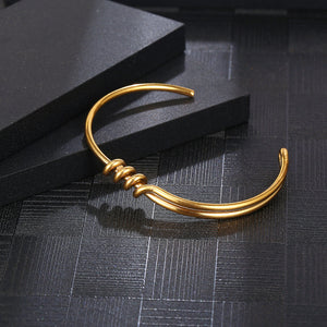 Stainless Steel European and American Fashion Geometric C-shaped Wrapped Knot Bracelet