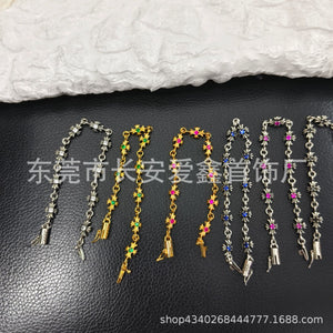 A simple and individual antique golden cross-flower diamond-encrusted thin bracelet for a couple