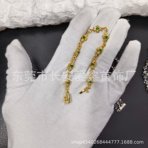 A simple and individual antique golden cross-flower diamond-encrusted thin bracelet for a couple