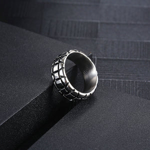 Stainless Steel Retro Personalized Pattern Ring