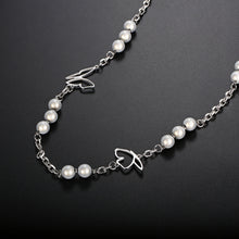 Load image into Gallery viewer, Stainless Steel Butterfly Splicing Reflective Pearls INS Necklace