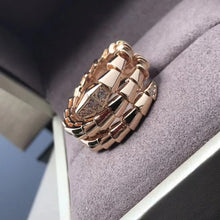 Load image into Gallery viewer, Bvlgari Gem Boutique Snakehead Snaketail band diamond double ring