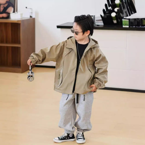Autumn children's wear new handsome boy coat  version of autumn curved spell back-to-back hat children's hardshell jacket