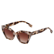 Load image into Gallery viewer, Fashion new B home with cat-eye all frame avant-garde light luxury sunglasses fashion sunglasses