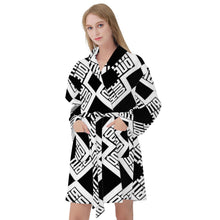 Load image into Gallery viewer, Critique Bath Robes - Critique Clothing - 