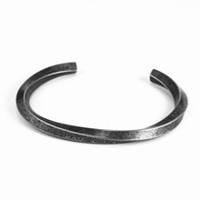 Load image into Gallery viewer, Stainless Steel European and American Vintage Twisted Spiral Never Give Up Open Fashion Bracelet
